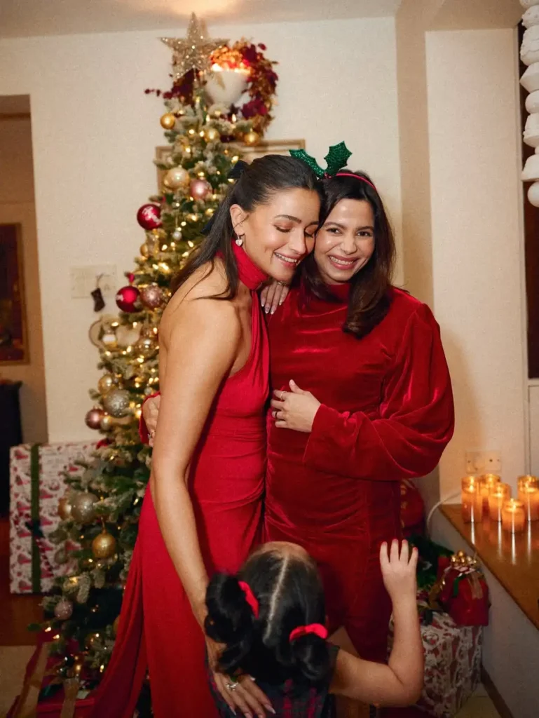 alia-bhatt-christmas_HD
