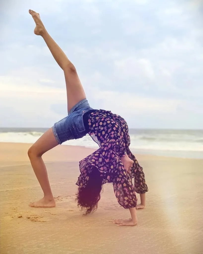 hansika krishna childhood hd gallery