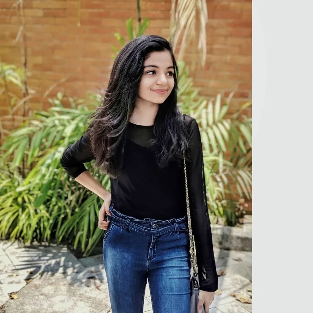 hansika krishna childhood photos hd