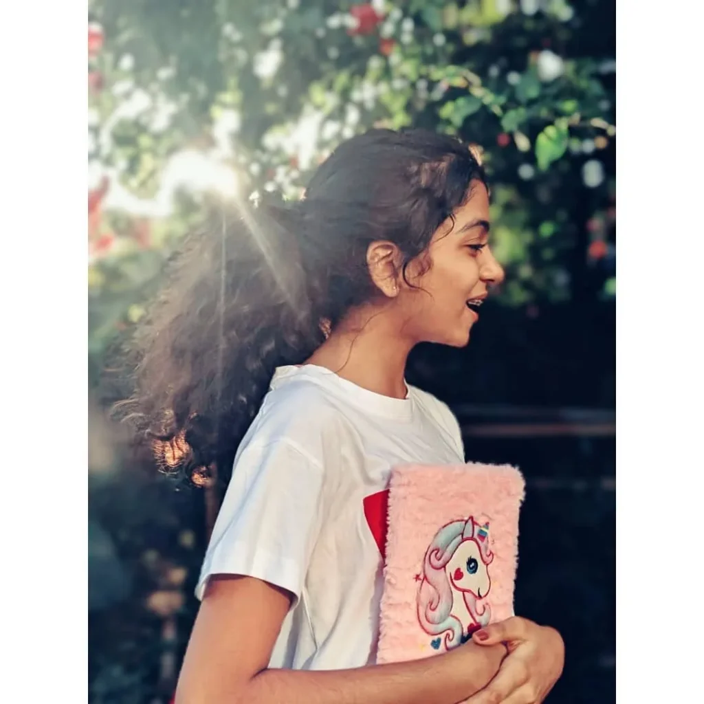 hansika krishna childhood memories