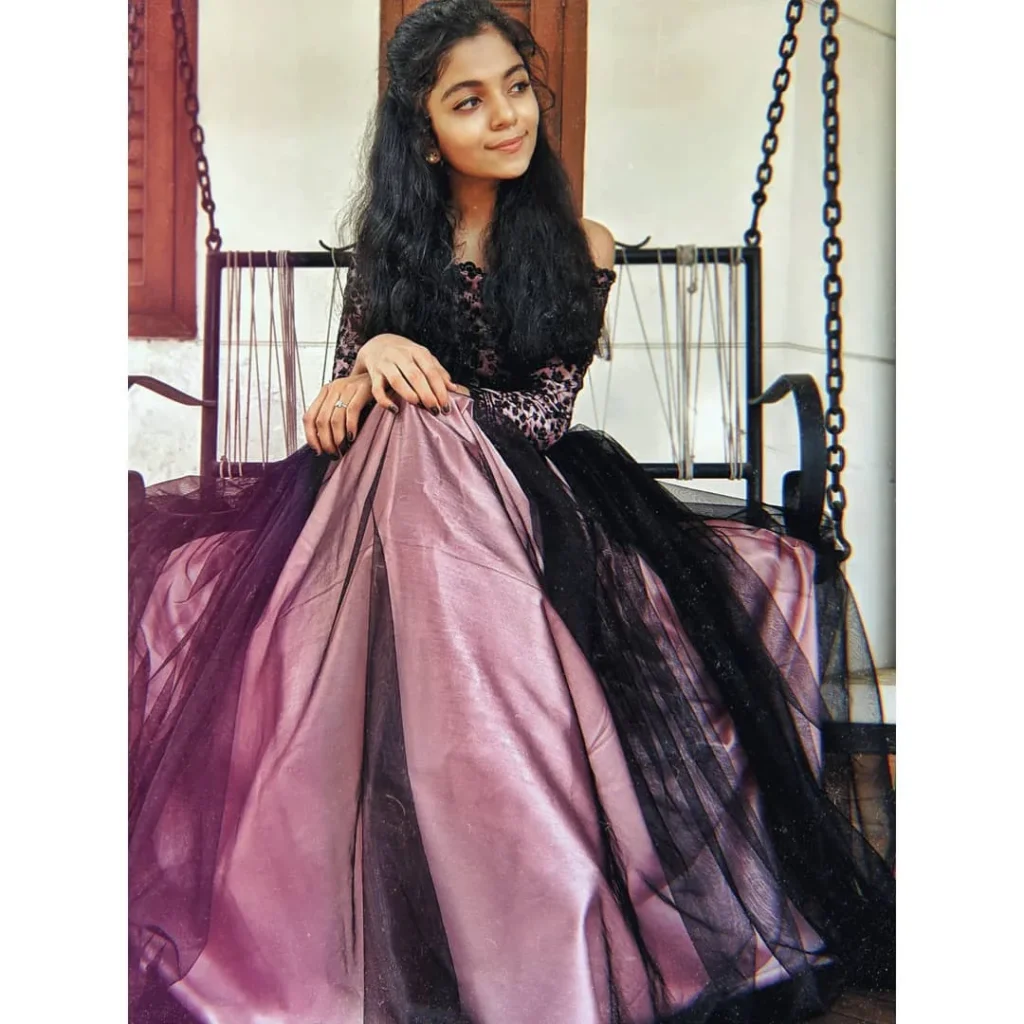 hansika krishna childhood hd image