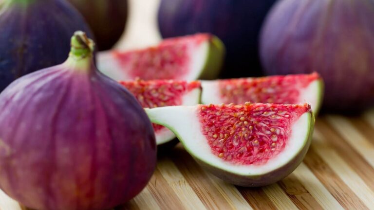 The Top 5 Sweetest Fruits in the World